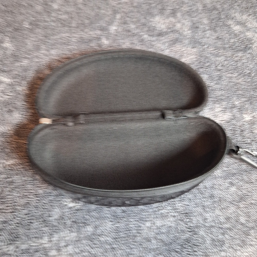 Foster‎ Grant Fashion Sunglasses M12 Black FREE CASE - Picture 8 of 9